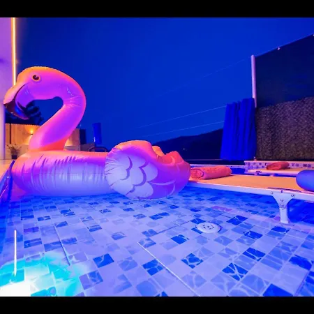 Flamingo Villa *
